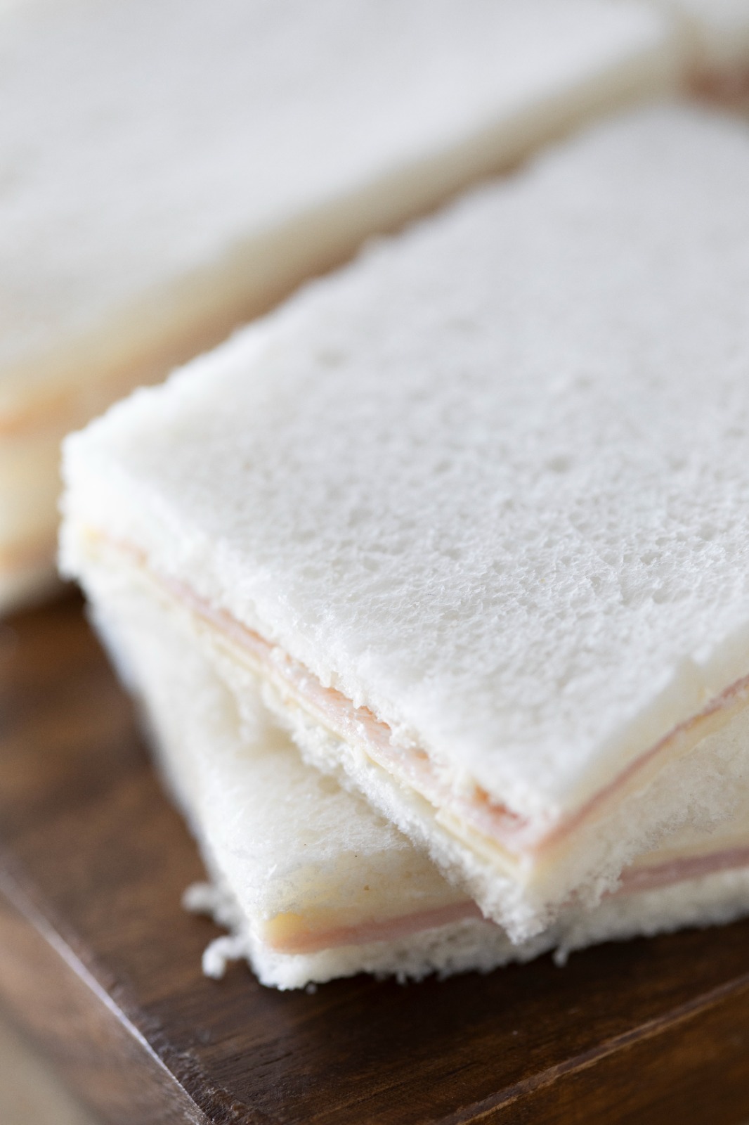 Sándwich de jamón y queso